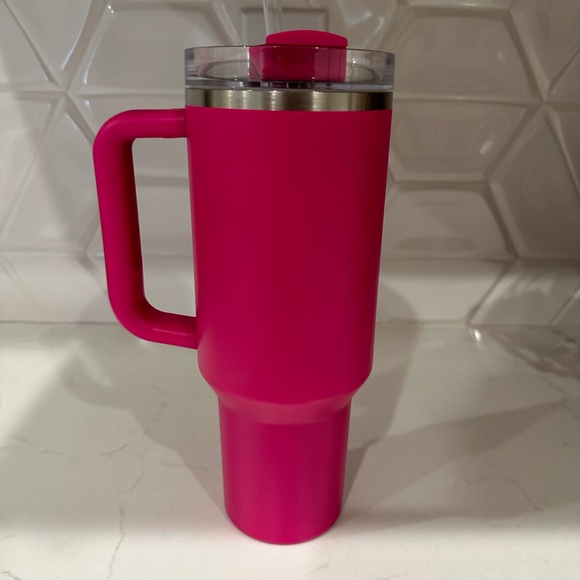 STANLEY Quencher CUP: 2.0 - great condition - Picture 3 of 3